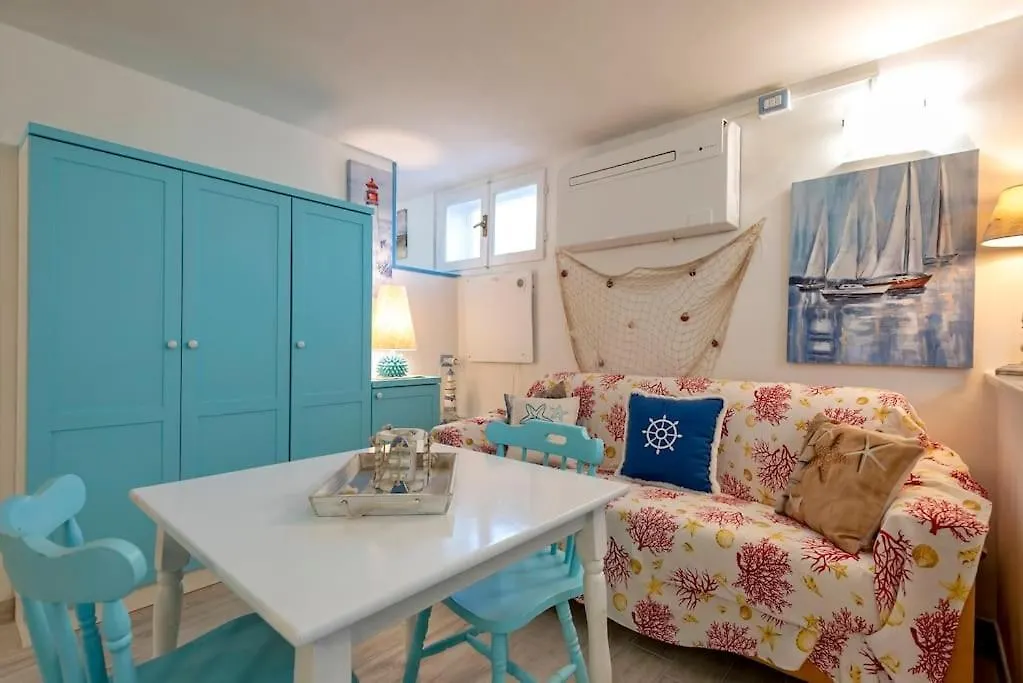 White House Apartment Alghero Italy